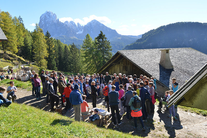 Mehr als 350 Besucher/-innen bei hauskundlichen Führungen im Peza-Hof in St. Jakob am Europäischer Tag des Denkmals 2016 „Gemeinsam Kulturgüter erhalten“