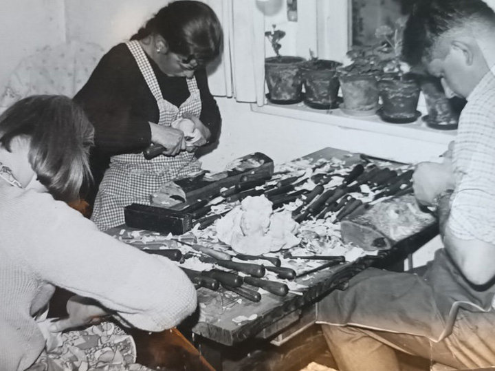 Te berstot cun l moster Nevin (Nino) Demetz da Pilat, 1963 Te berstot cun l moster Nevin (Nino) Demetz da Pilat, 1963